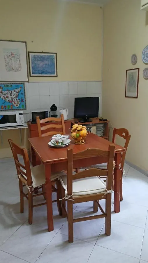Amuny Sicily Guest House Syracuse Apartment